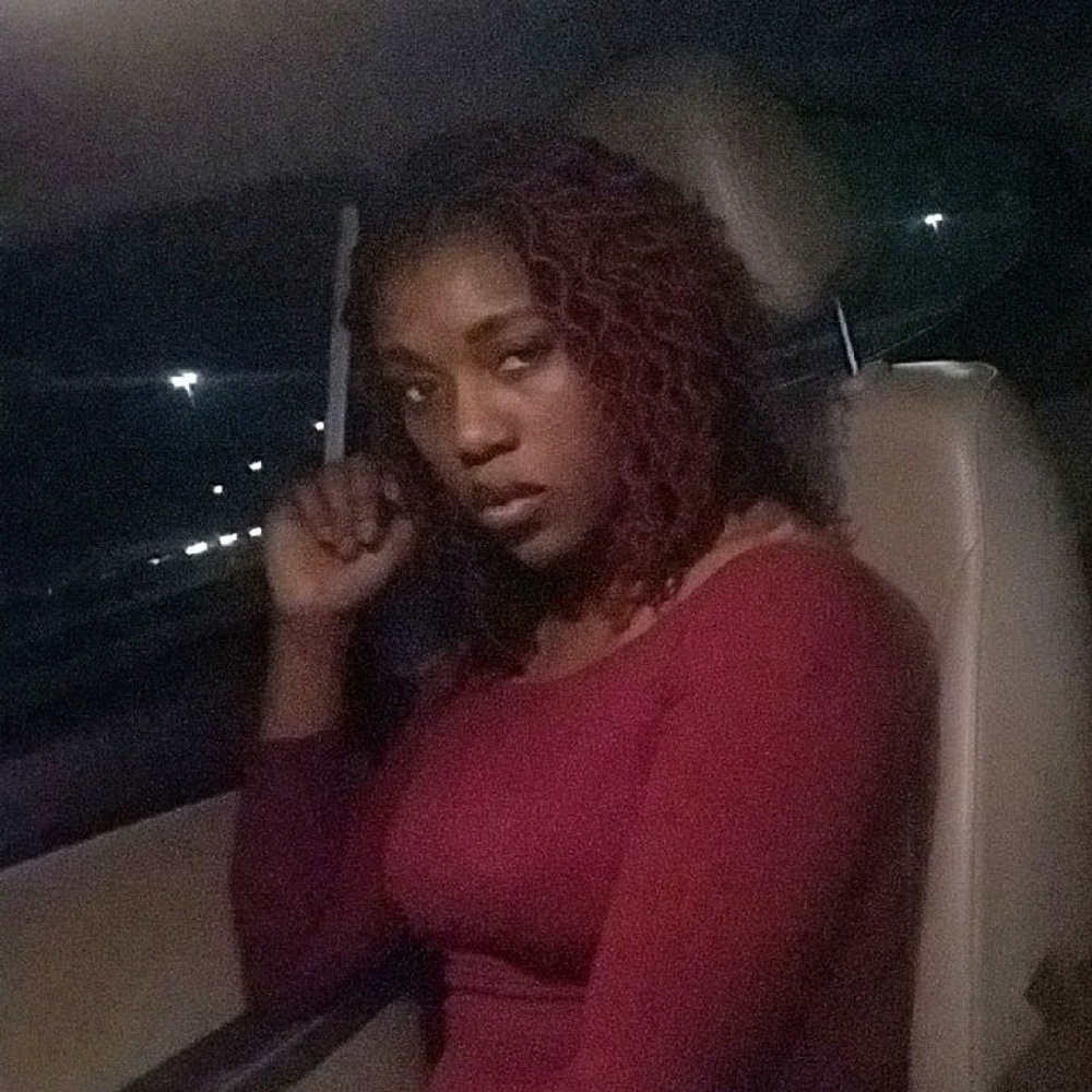 Meet your Posher, Nichelle